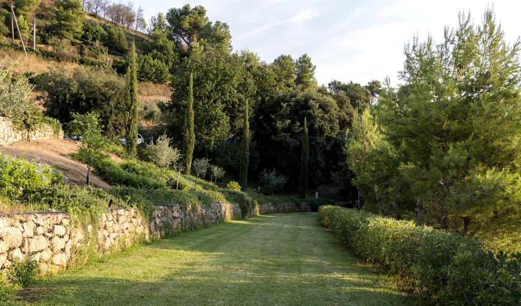Moresco Park Hotel Sperlonga Exterior photo